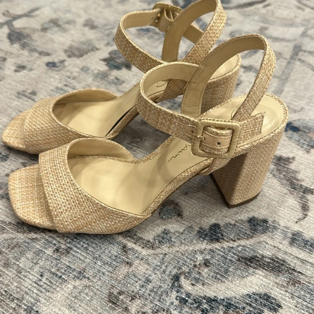 Jessica Simpson Raffie sandals - Picture 2 of 4